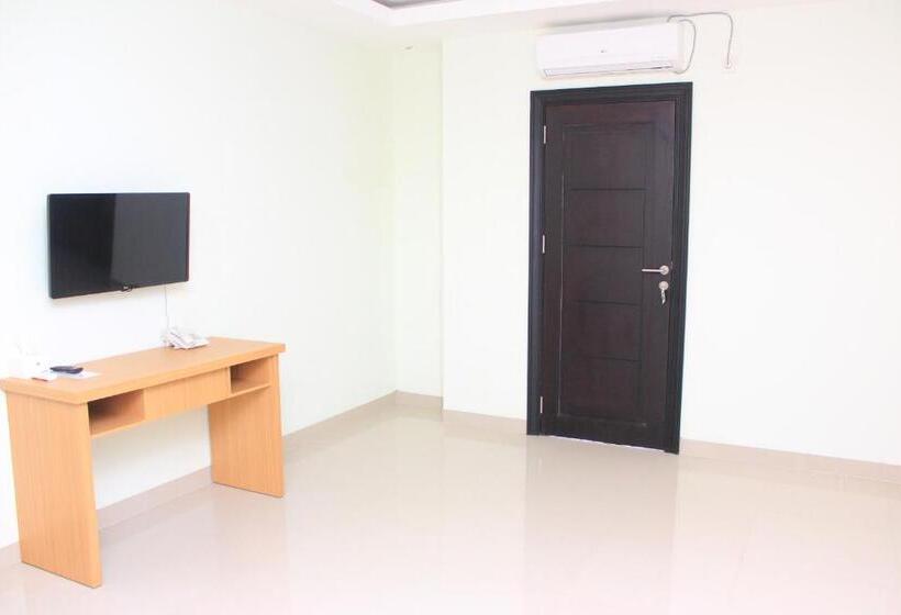 Номер Deluxe, Naka Hotel Kupang