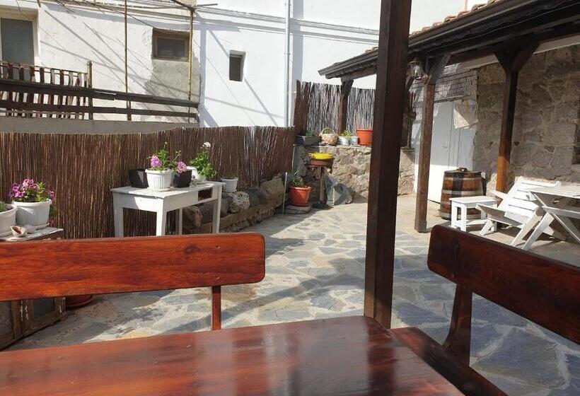 חדר סטנדרט נוף לים, Guest House Antique