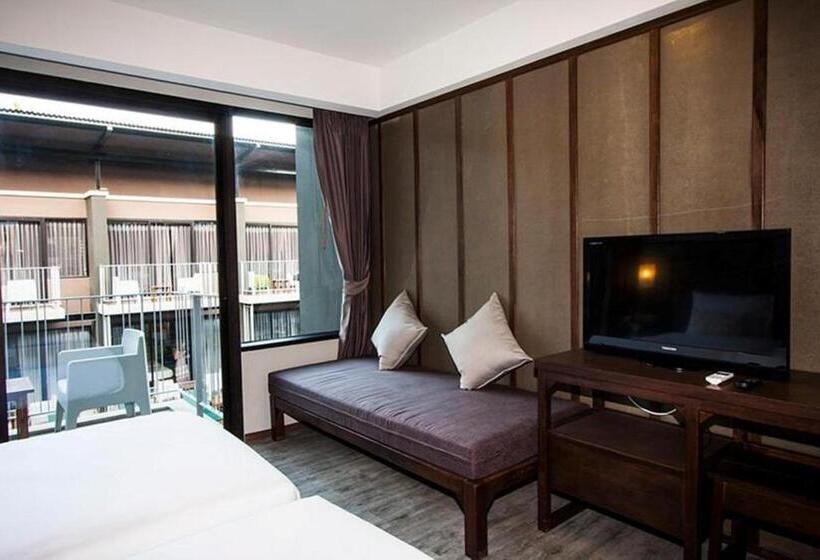 Номер Deluxe, La Lune Beach Resort