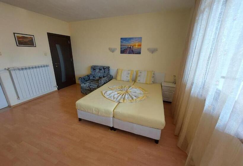 Estúdio Estandar com Sacada, Primorski Briz Guest House