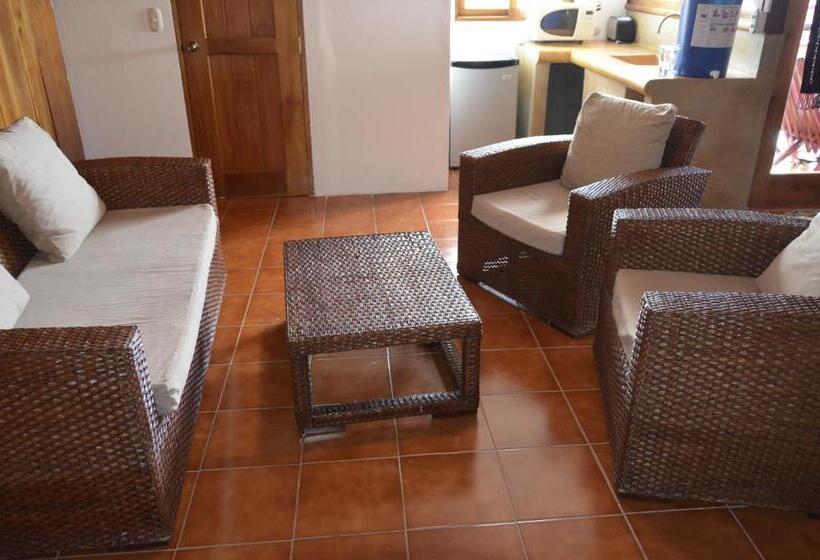 Люкс Deluxe Вид на Море, Nuestra Casa