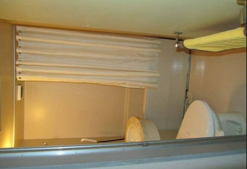 Quarto Estandar Individual, Asahikan