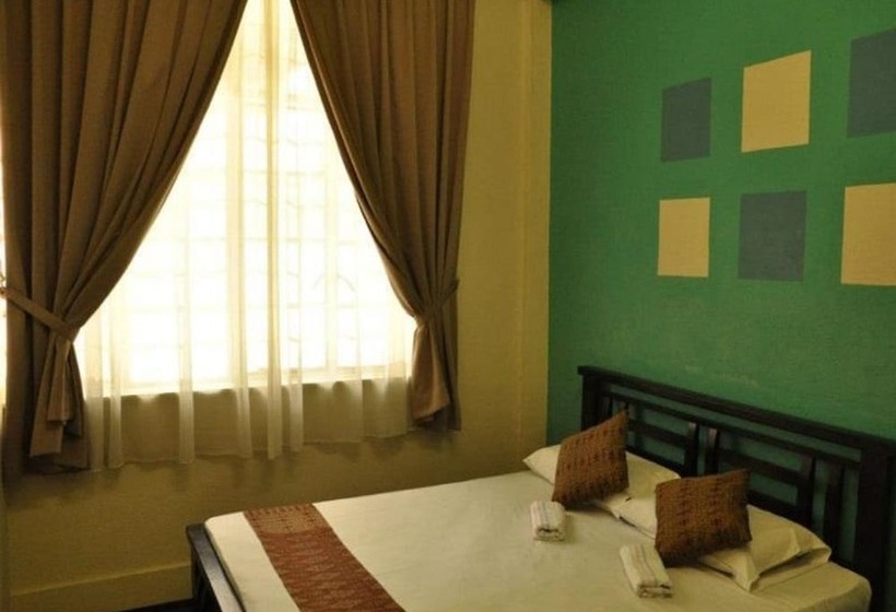 اتاق استاندارد, Borneo Backpackers