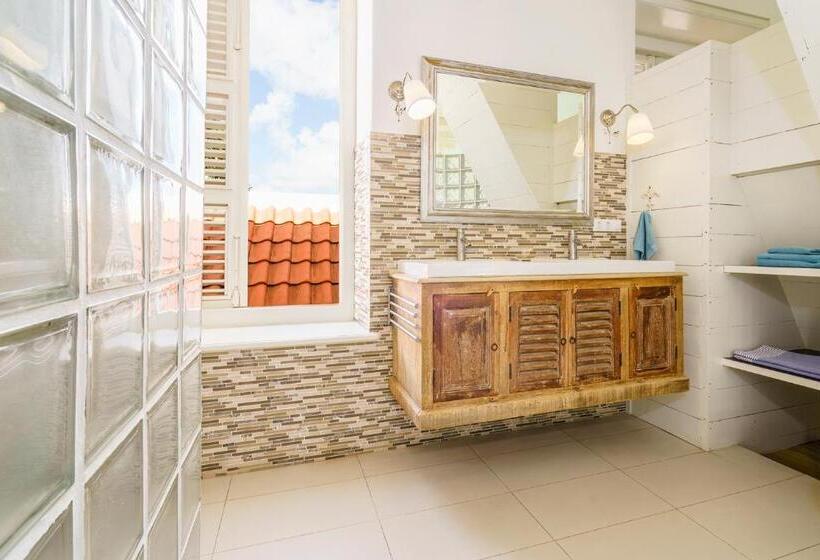 سوییت, Villa Tokara Boutique