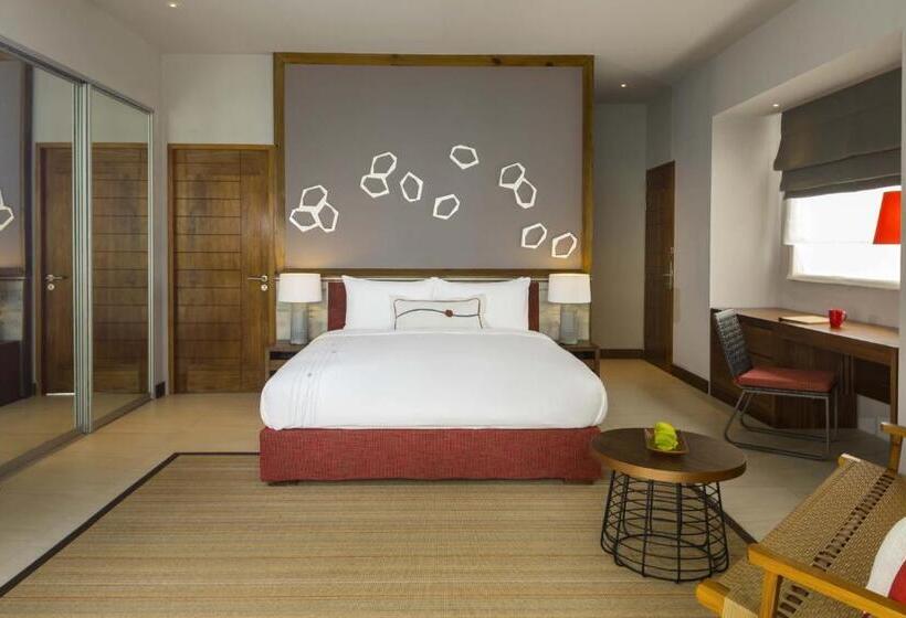 بانگلوی لوکس, Dhigali Maldives   A Premium All Inclusive Resort