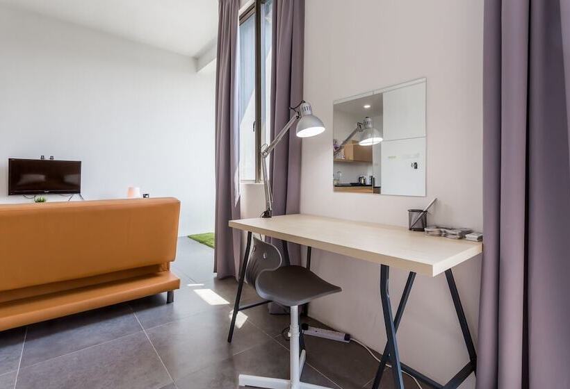 Студио Comfort, Skylivia Empire Damansara