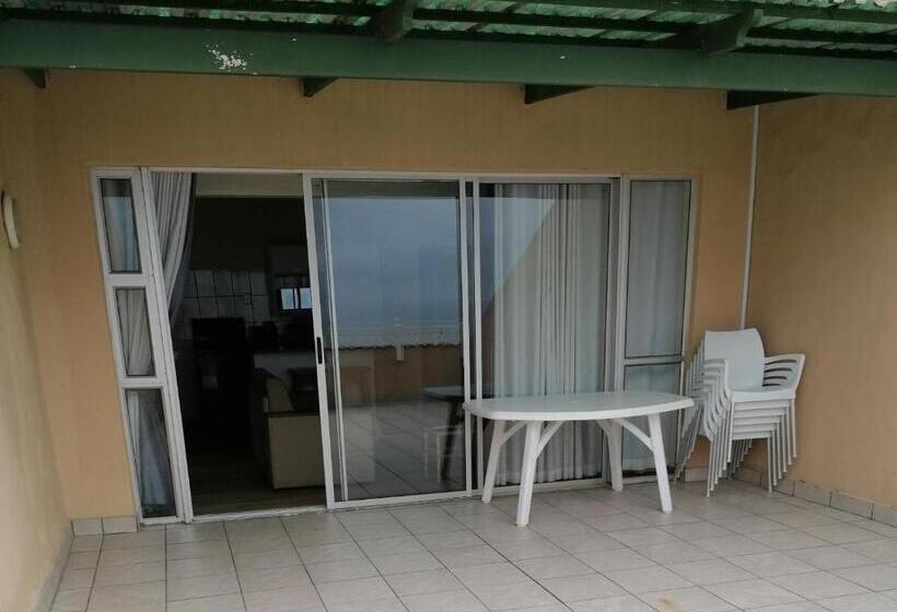 Хижина, Glenmore Sands Beach Resort
