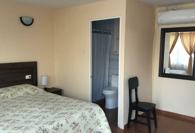 Номер Стандарт, Hostal Playa Brava