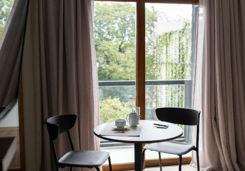 Quarto Estandar, Five Hotel & Residences