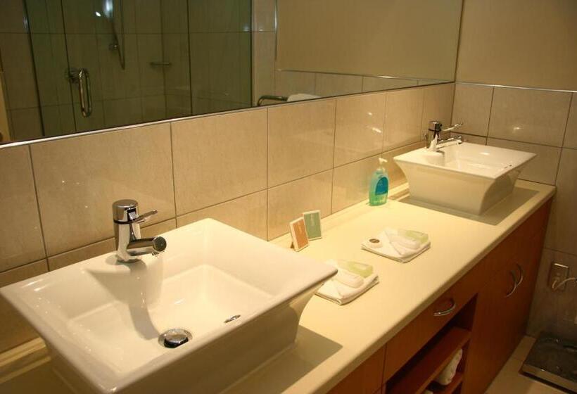 침실 1개 디럭스 아파트, Lakeside Apartments
