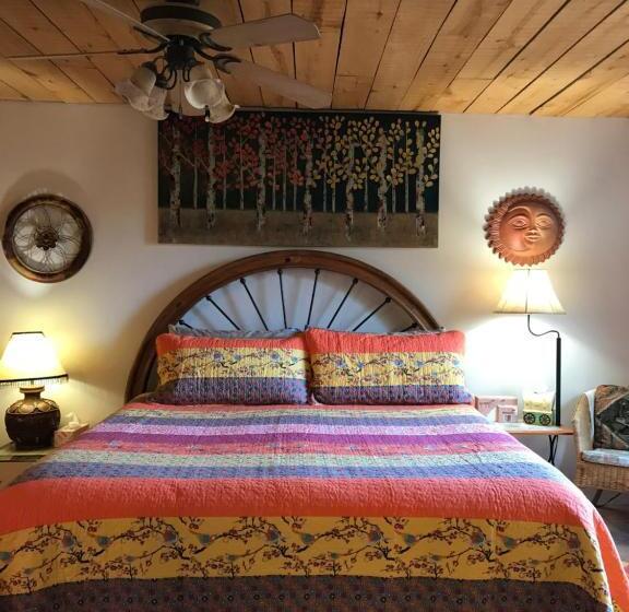 Номер Deluxe Одноместный, Spur Cross Inn