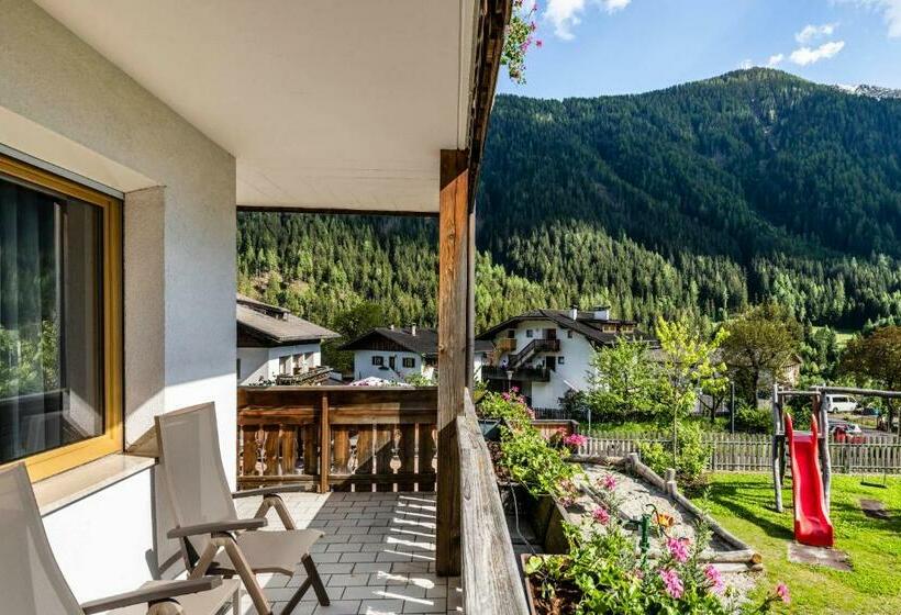 Семейный Номер, Familienhotel Viktoria