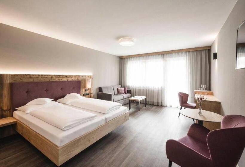 Люкс Вид на Сад, Familienhotel Viktoria