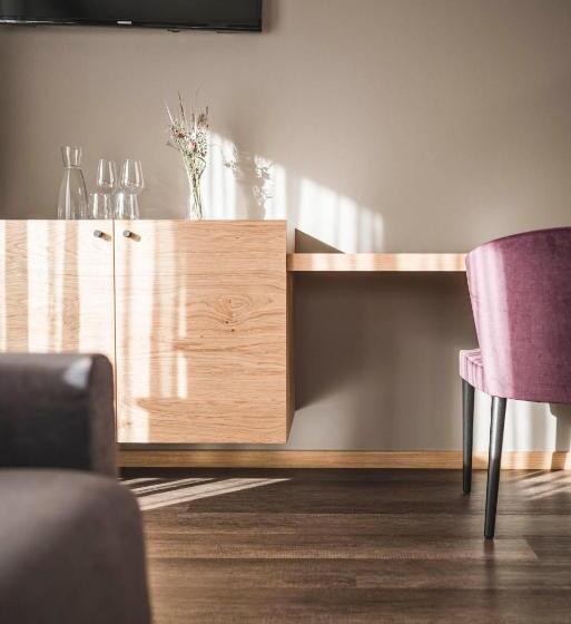 Люкс с Балконом, Familienhotel Viktoria