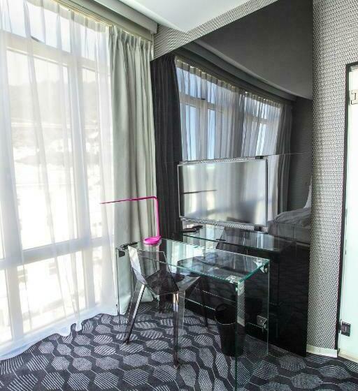 带观景的高级间, Magic Hotel Xhibition