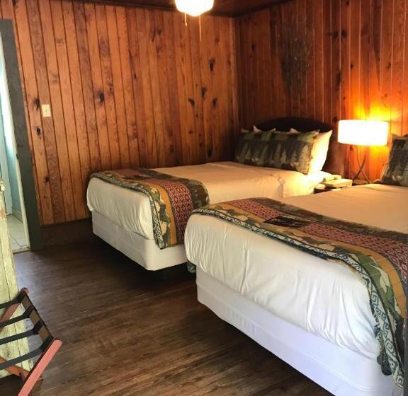 Четырехместный Номер Deluxe, The Riverside Lodge At Chimney Rock