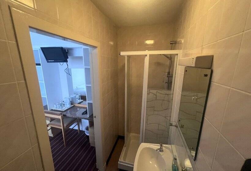 Номер Стандарт, Brig Inn