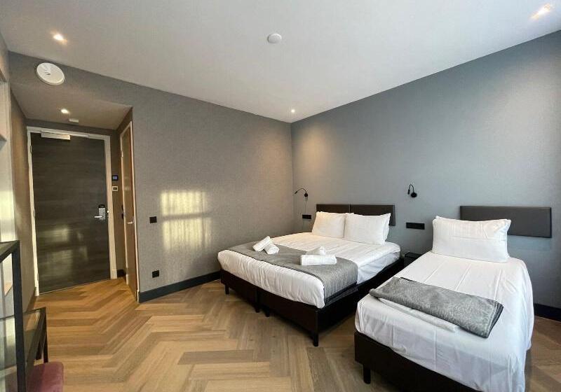 Семейный Номер, Myko Hotel Makassar
