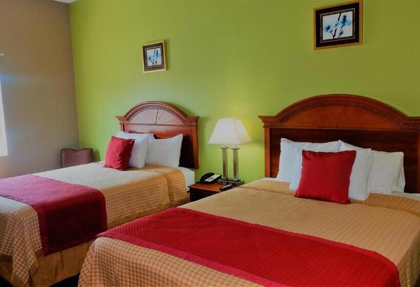 Номер Стандарт, Oak Tree Inn & Suites