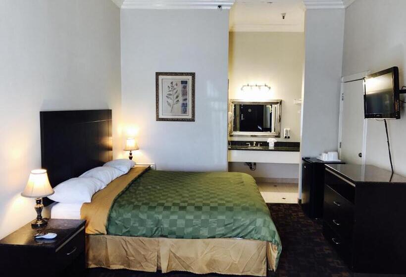 Номер Стандарт Кровать Кинг Адаптированный для Инвалидов, Castaic Inn Near Six Flags Magic Mountain