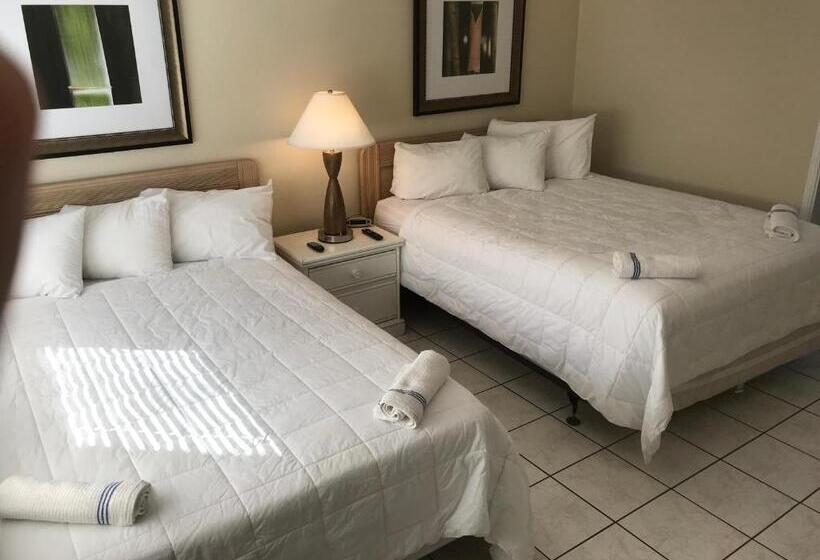 Номер Superior, Miramar Beach Resort
