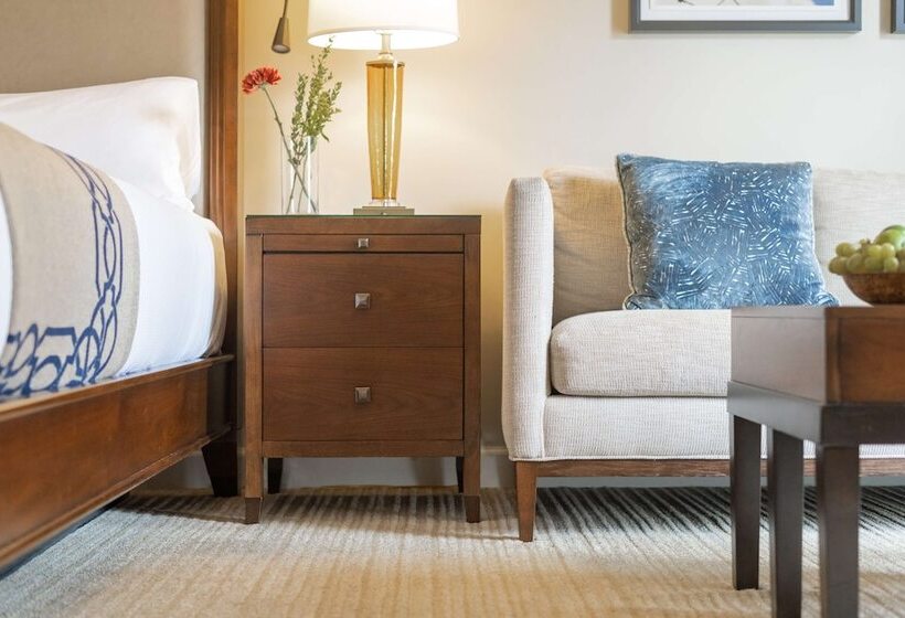 سوییت جونیور, Nopsi Hotel New Orleans