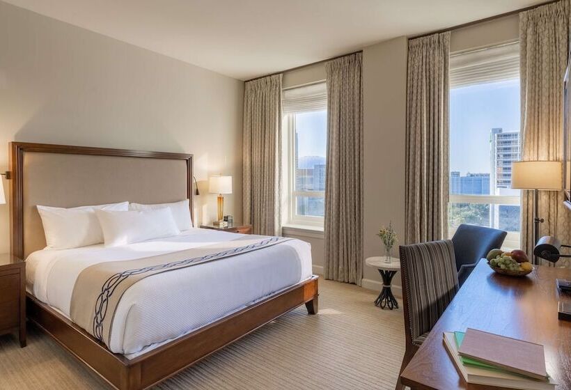 اتاق دلوکس مخصوص معلولین, Nopsi Hotel New Orleans