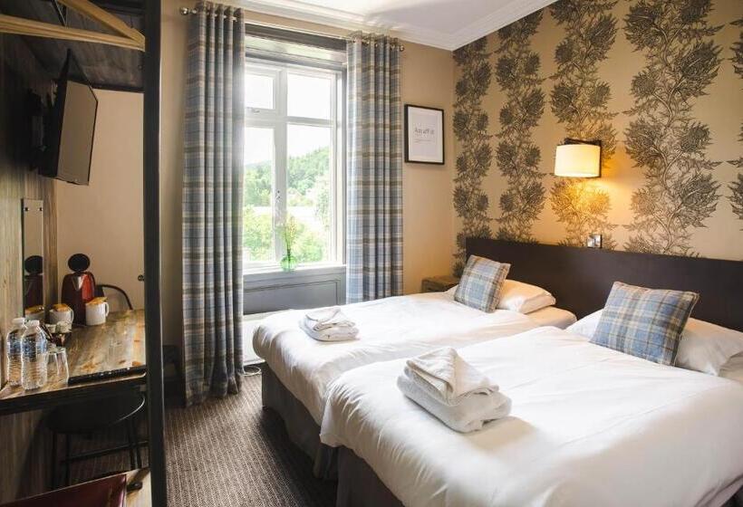 Номер Стандарт, Traquair Arms