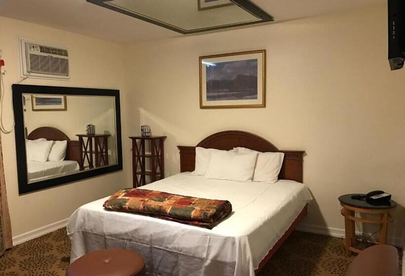 디럭스 룸, Waterbury Big Apple Motel