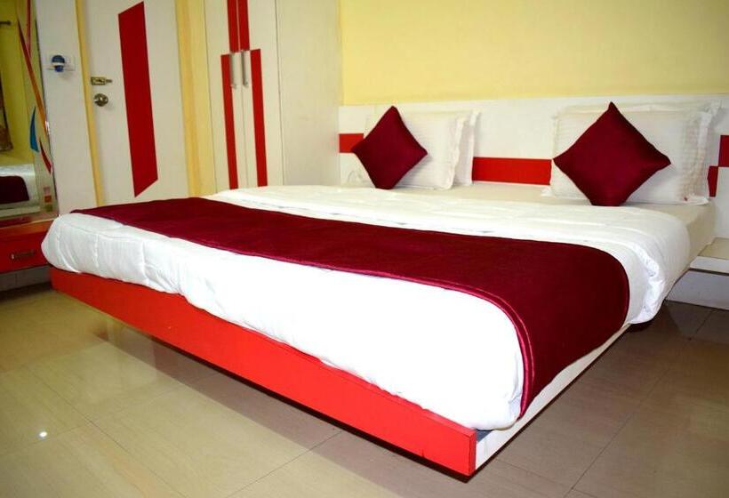 Номер Deluxe, Ashapura Palace By Sky Stays