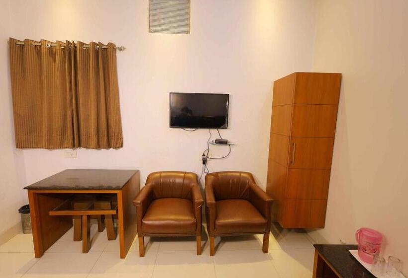 Chambre Deluxe, Ashoka International