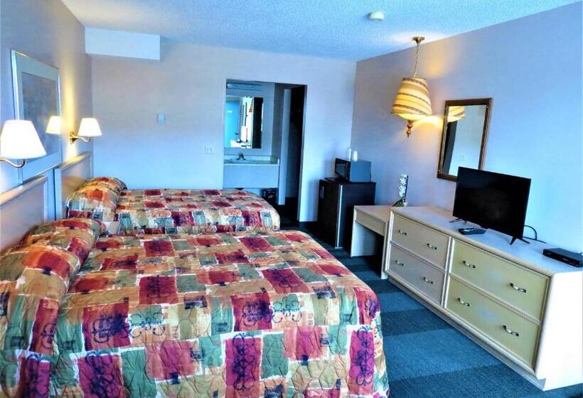 Четырехместный Номер Классик, Ranchland Inn