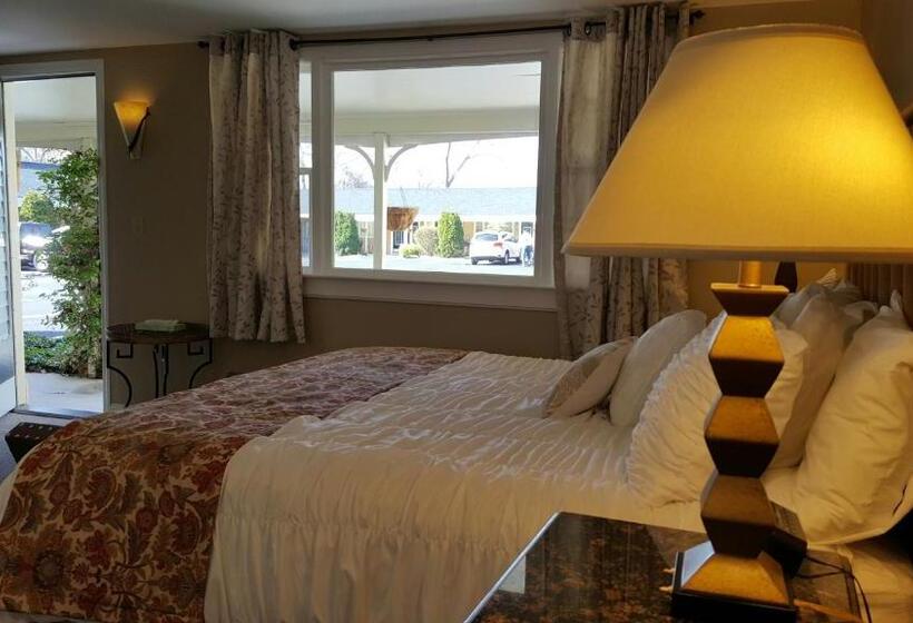 스탠다드 스튜디오 킹침대, Starlight Lodge Cape Cod