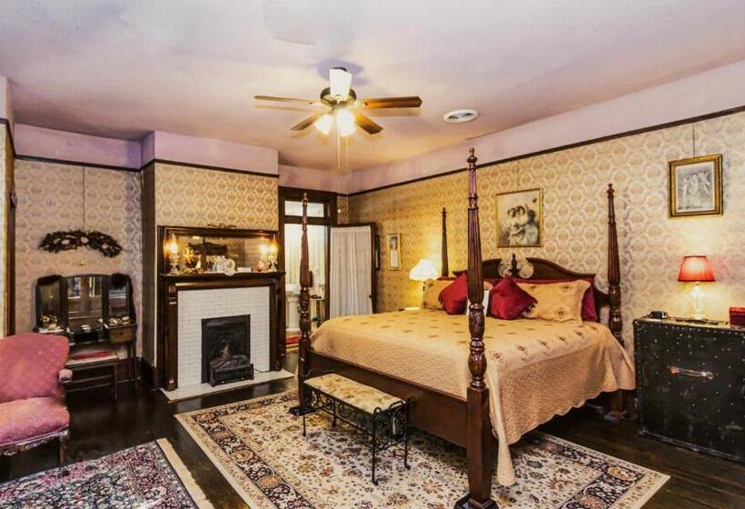 디럭스 트리플 룸, Simmons Bond Inn Bed & Breakfast