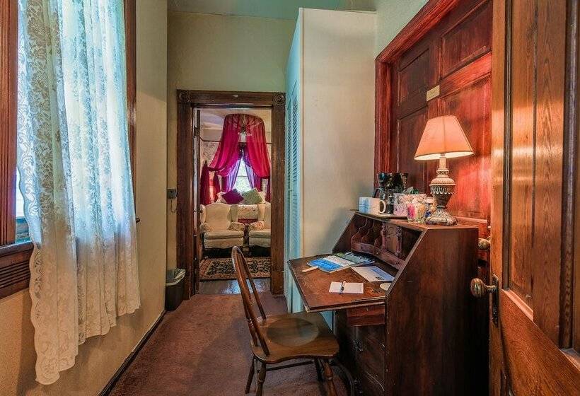 디럭스 룸, Simmons Bond Inn Bed & Breakfast