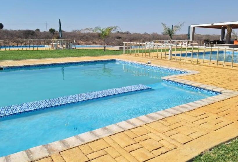 Номер Стандарт, Riverview Pool Resort And Lodge