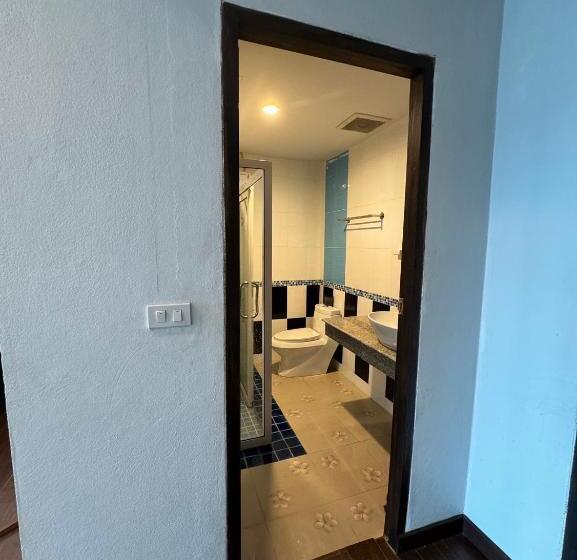 Номер Стандарт, Near Airport Chiang Mai