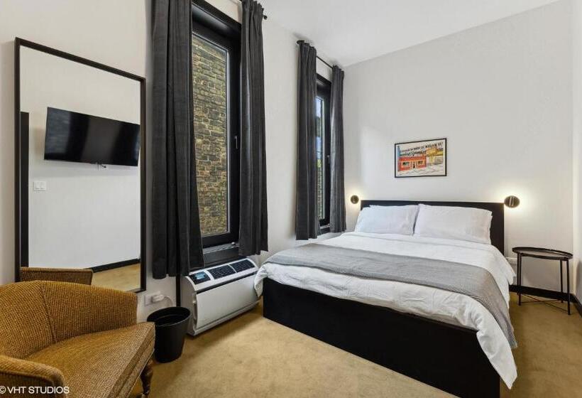חדר סטנדרט, Logan Square Sro