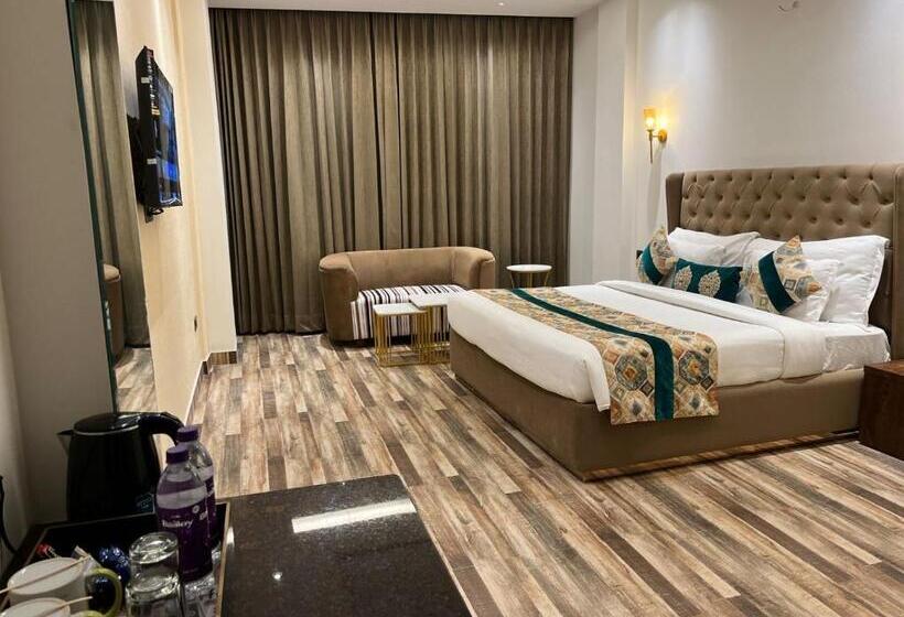 Номер Deluxe, One Earth Elegant Amritsar