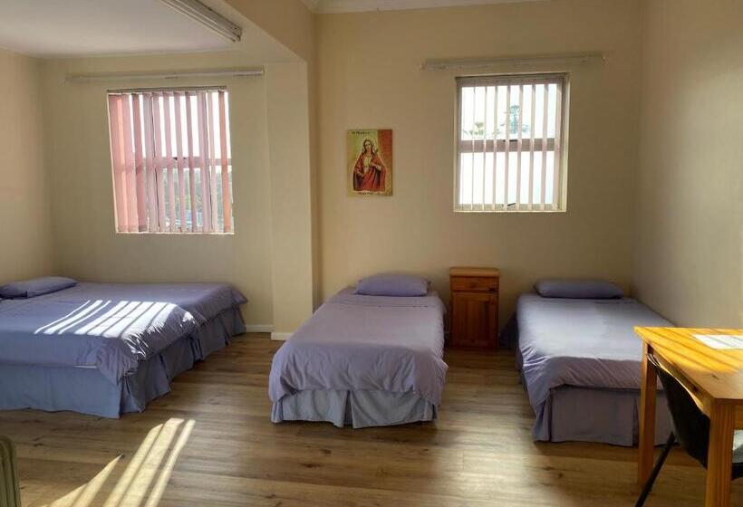 Семейный Номер, St Luke S Retreat Centre And Guest House