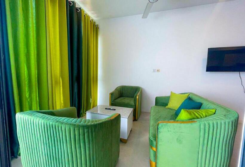 1 Bedroom Apartment Lake View, Sea And Mountain Collections