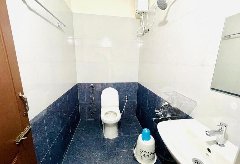 Трехместный Номер Deluxe, Pearl Stays, Tirupathi