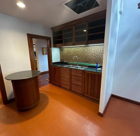 Апартаменты 3 Спальни, Blue Canyon Golf Course Condos