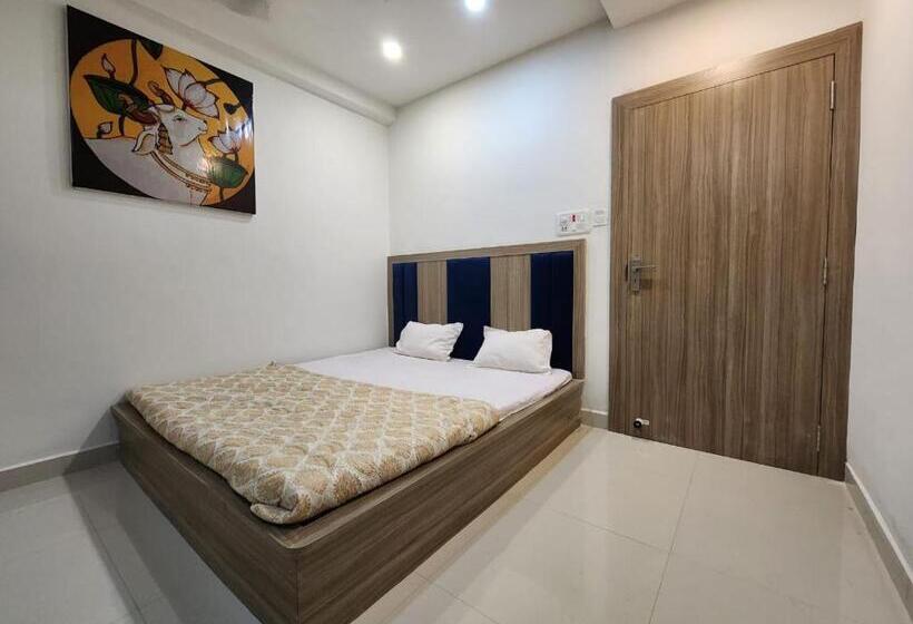 Номер Deluxe, Shyam Hotel Deoghar
