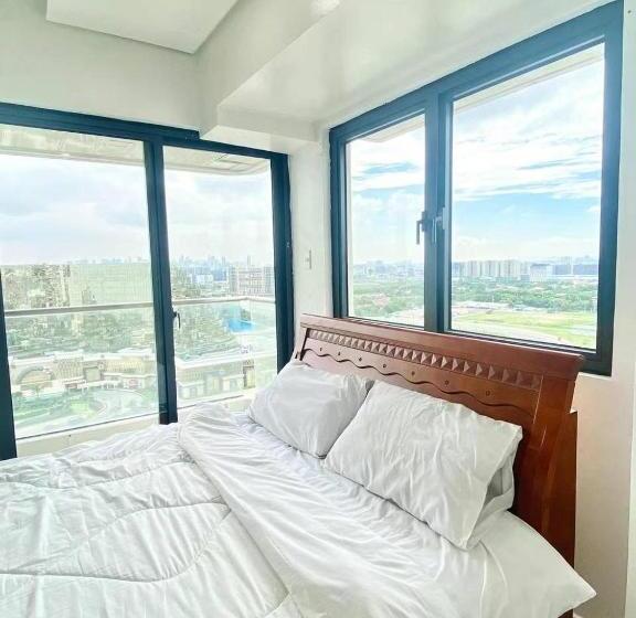 Studio Standard, Sapphire Seaview Park
