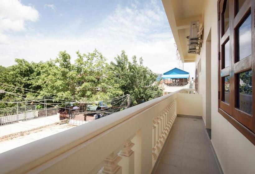 Номер Стандарт, Amara Palace
