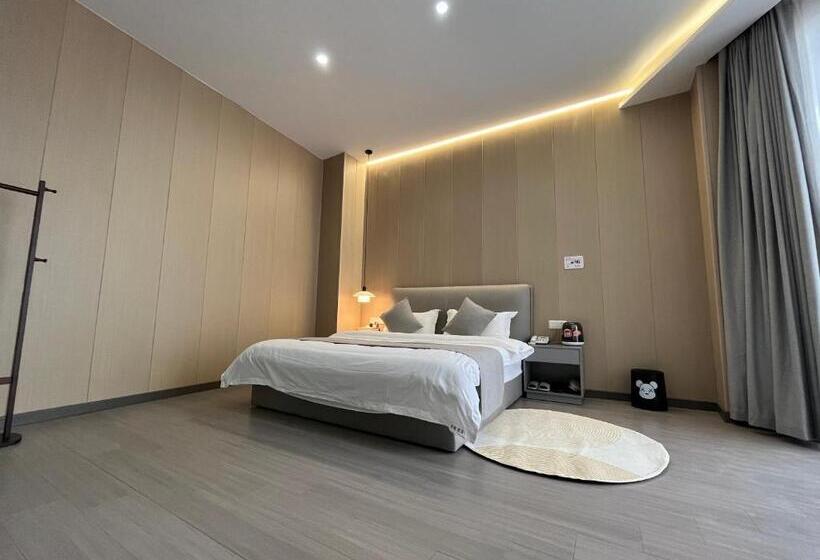 Номер Deluxe, Jinyang Xinyi Hotel   Tianfu International Airport