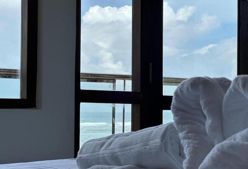 Family Suite, Cocos Polhena