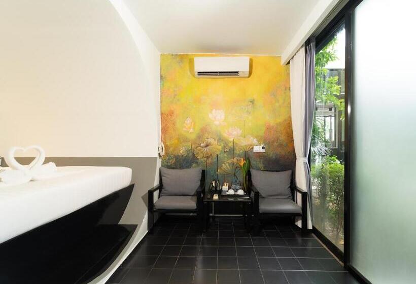 Семейный Номер, Tunnel Urban Retreat