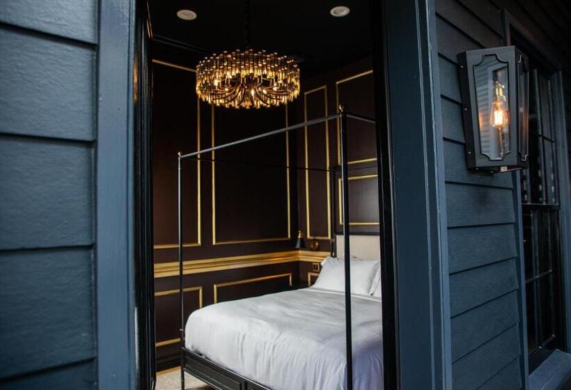 Quarto Estandar Cama King, Blackbird